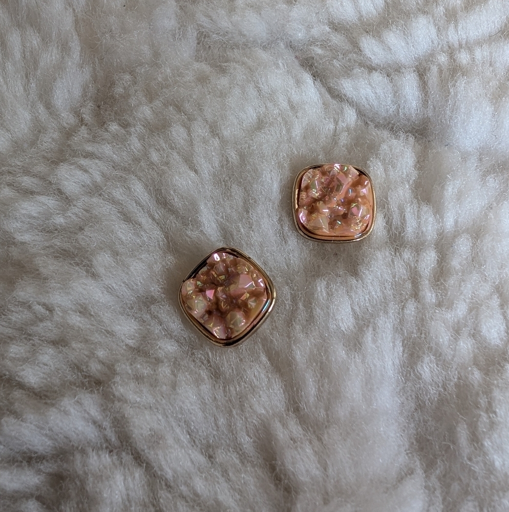 Druzy crystal stud earrings NEW